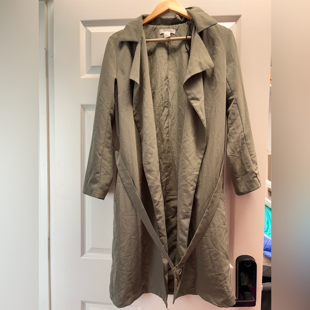 H&M Women's Trench Coat in Olive